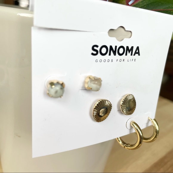 NWT SONOMA Three pairs of gold and stone hoop and stud earrings - Picture 5 of 7